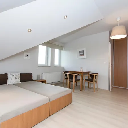 게스트하우스 Rodos Ii 3*