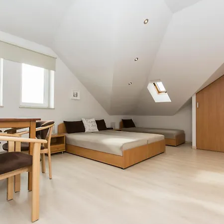 Rodos Ii 게스트하우스