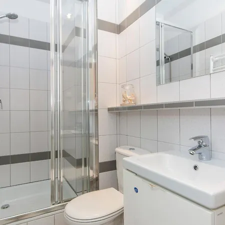 게스트하우스 Rodos Ii